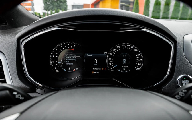 Ford Mondeo cena 65500 przebieg: 191000, rok produkcji 2018 z Radom małe 781